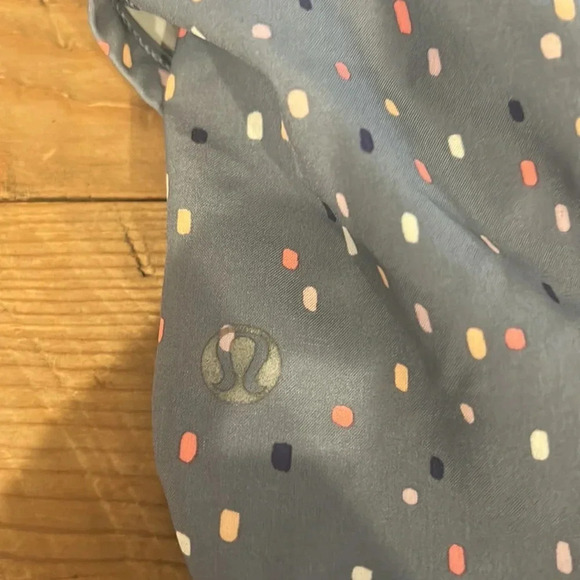 ! Lululemon Run Speed Shorts Block-It Pocket Confetti Cake Multi Blue Deni… - Picture 8 of 8